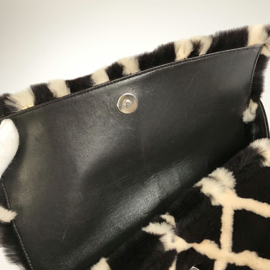 シャネル ショルダーバッグ