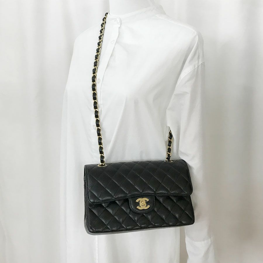 シャネル ショルダーバッグ