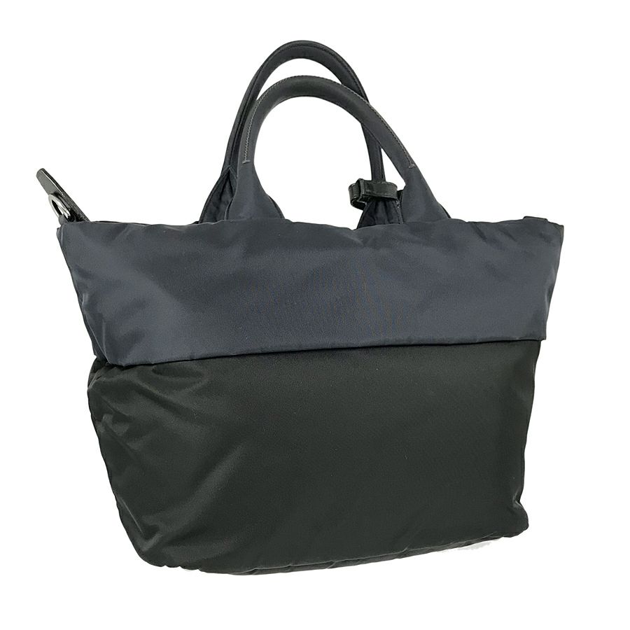 プラダ トートバッグ