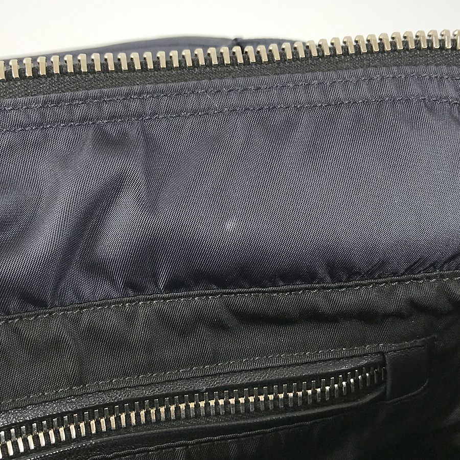 プラダ トートバッグ