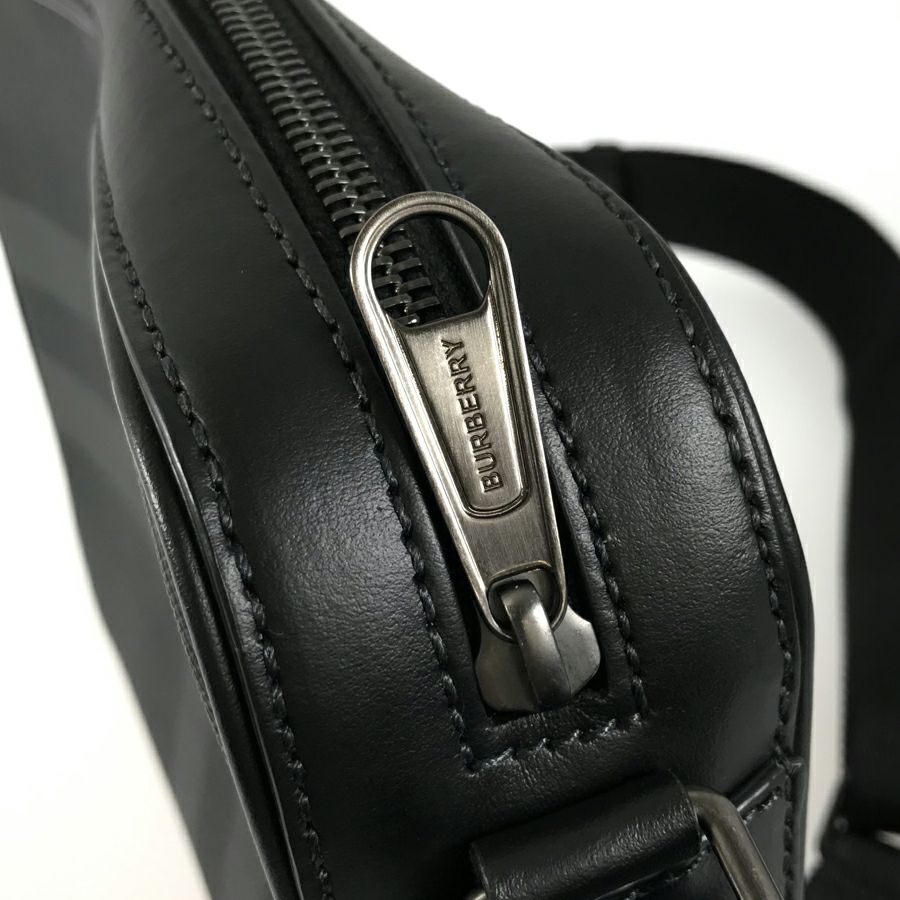 バーバリー ショルダーバッグ