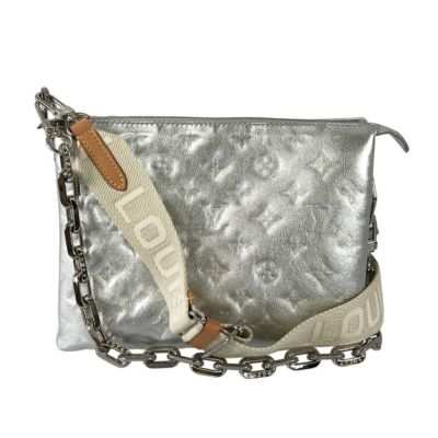 ルイ・ヴィトン モノグラム エンボス ポシェット A4 クラッチバッグ