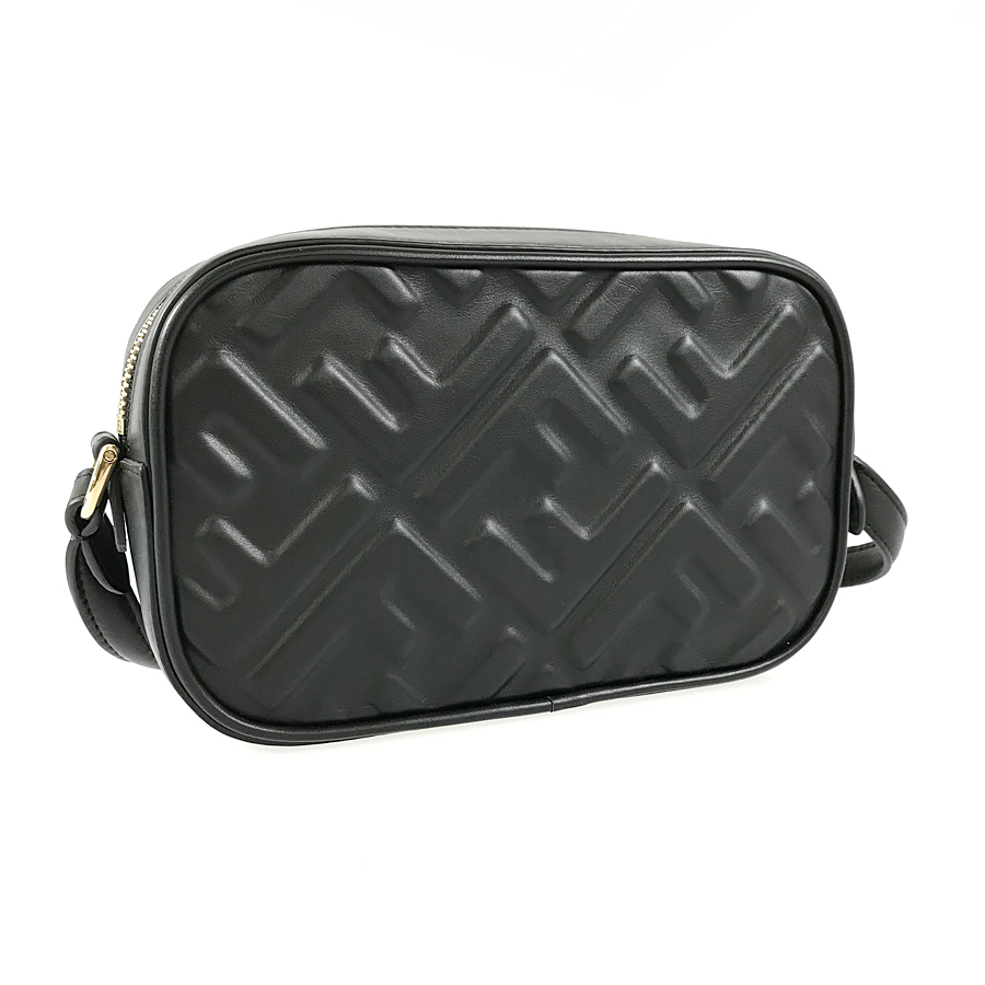 フェンディ ショルダーバッグ