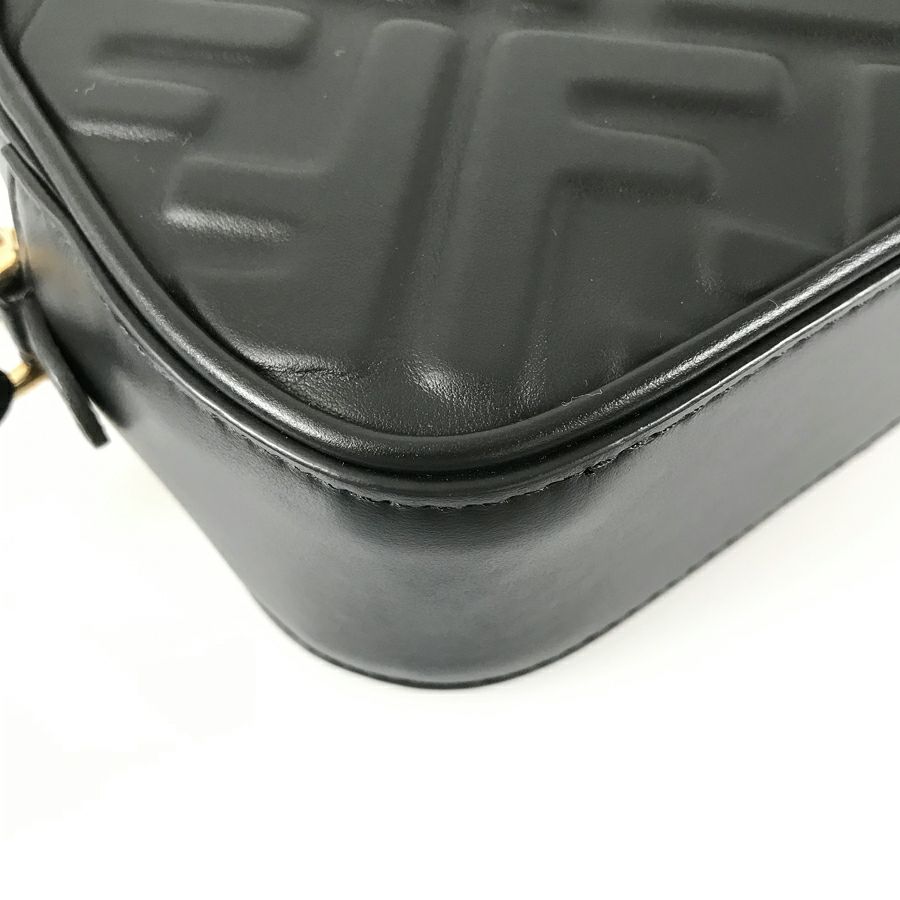 フェンディ ショルダーバッグ