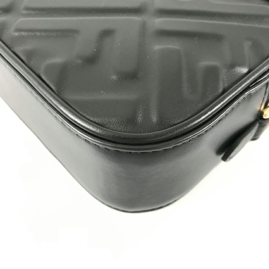 フェンディ ショルダーバッグ