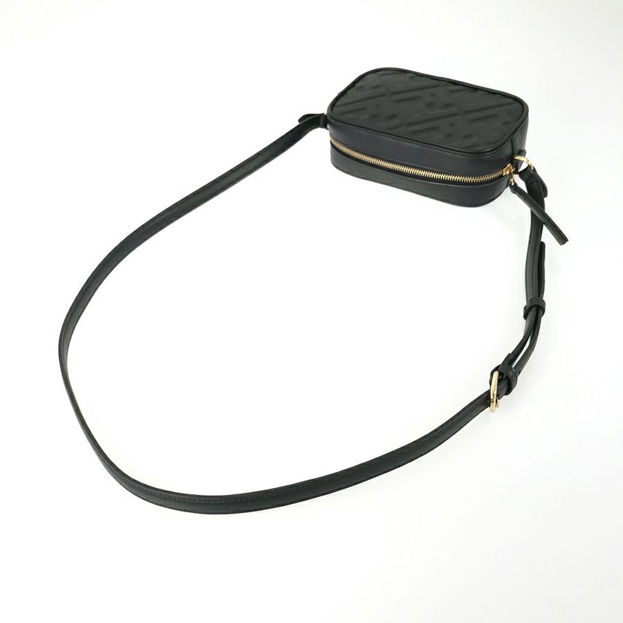 フェンディ ショルダーバッグ