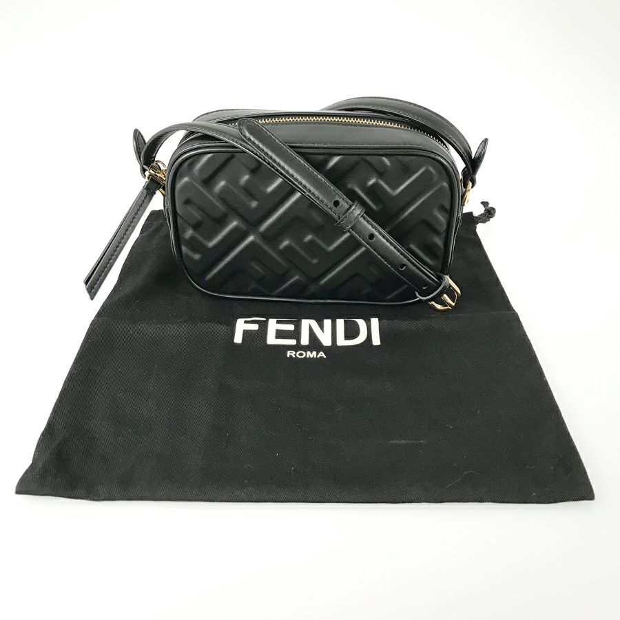 フェンディ ショルダーバッグ