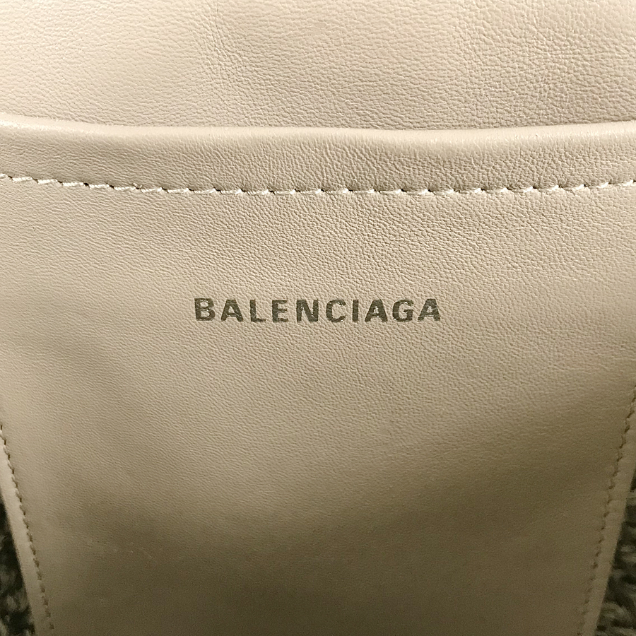 バレンシアガ ハンドバッグ