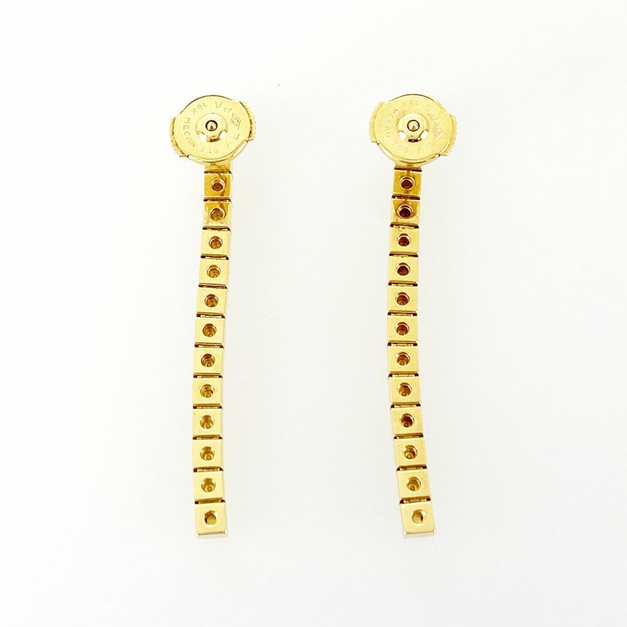 カルティエ ピアス