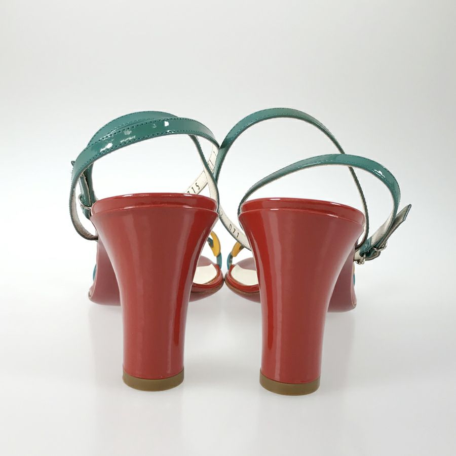 サルヴァトーレフェラガモ レディース サンダル