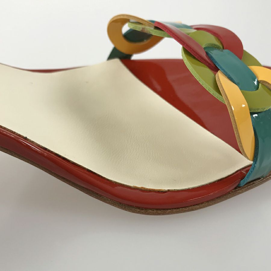 サルヴァトーレフェラガモ レディース サンダル