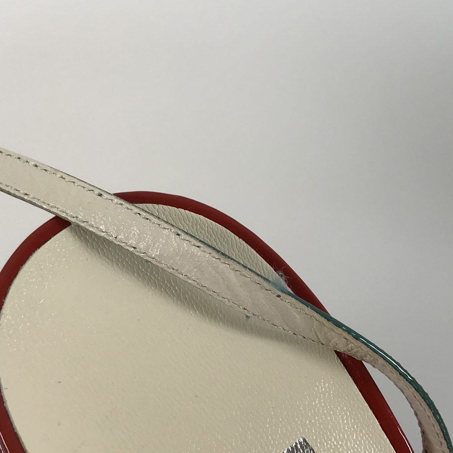 サルヴァトーレフェラガモ レディース サンダル