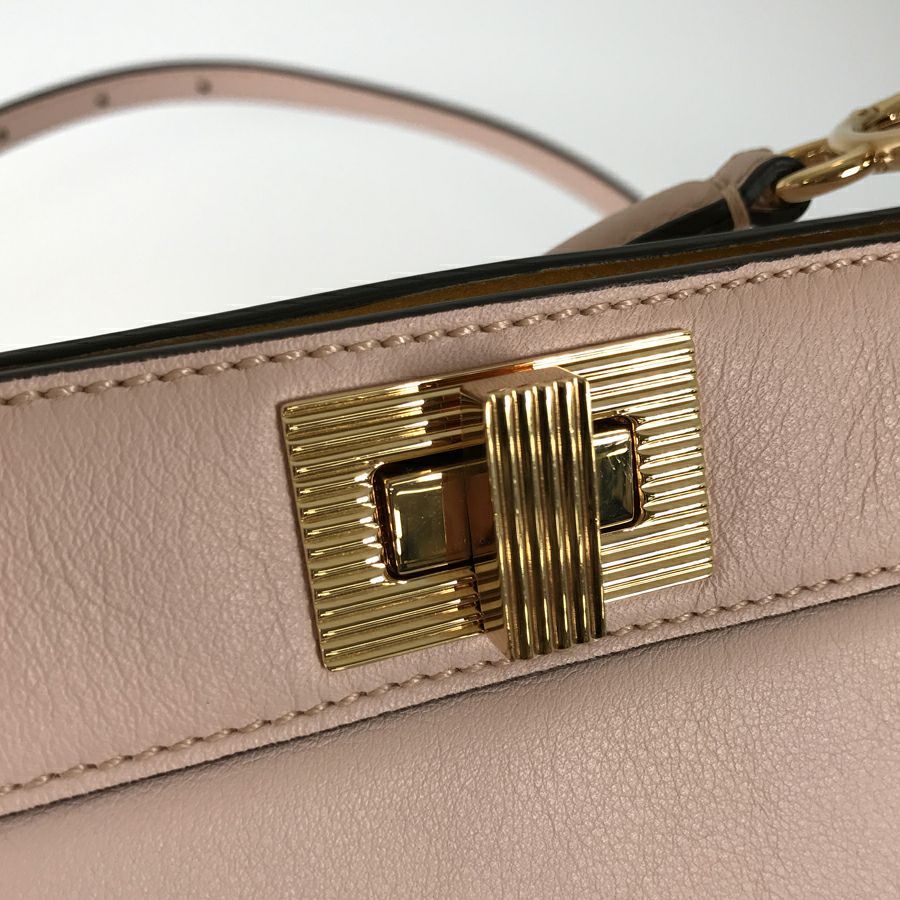 フェンディ ハンドバッグ