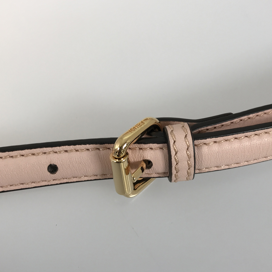 フェンディ ハンドバッグ