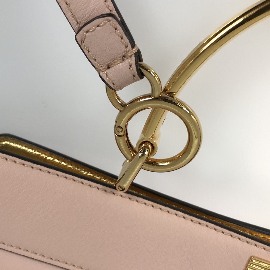 フェンディ ハンドバッグ