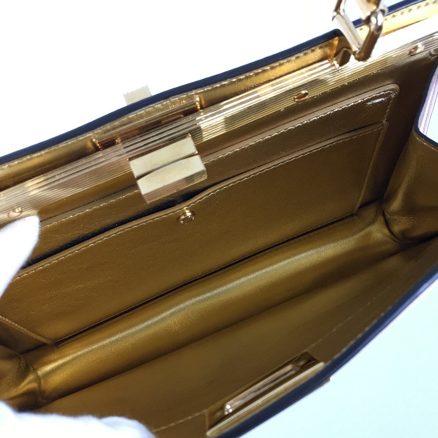 フェンディ ハンドバッグ