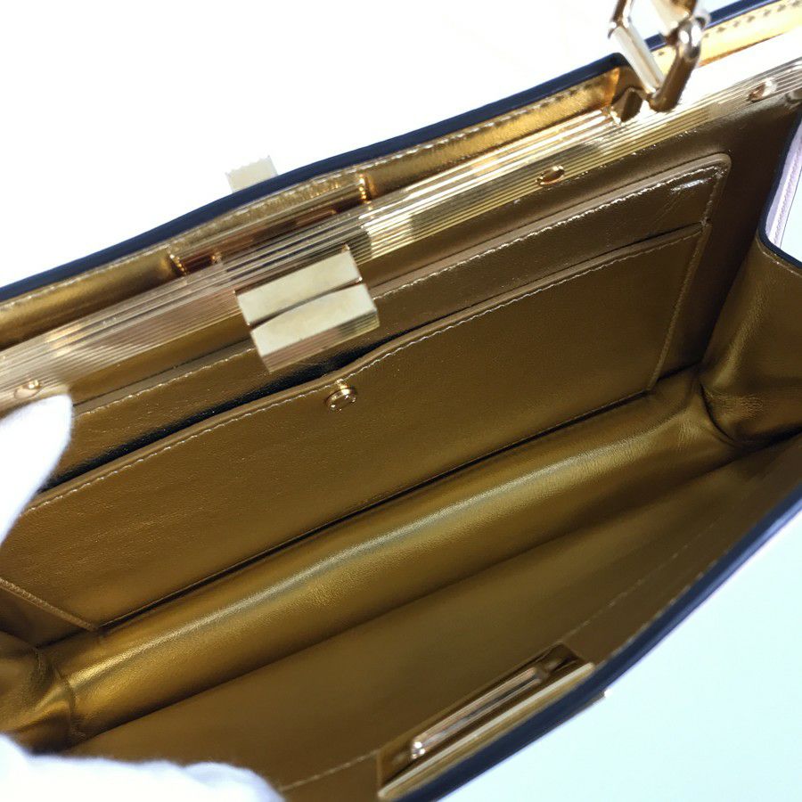 フェンディ ハンドバッグ