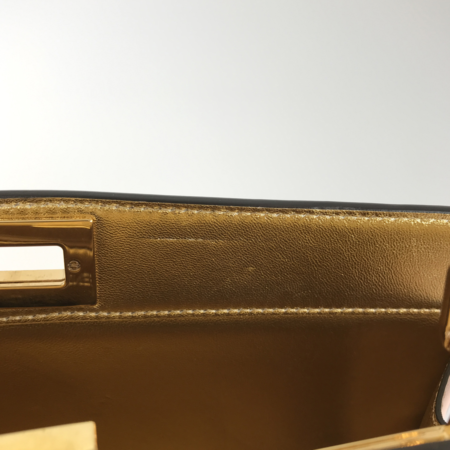 フェンディ ハンドバッグ