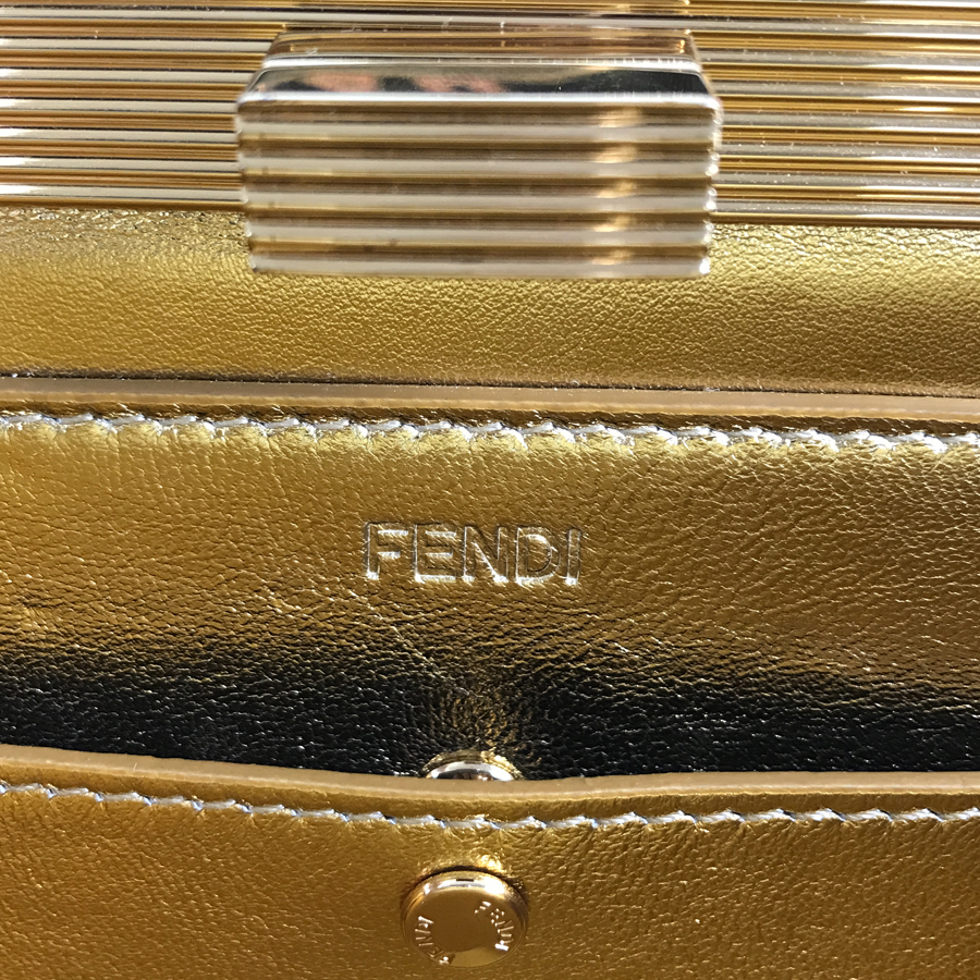 フェンディ ハンドバッグ