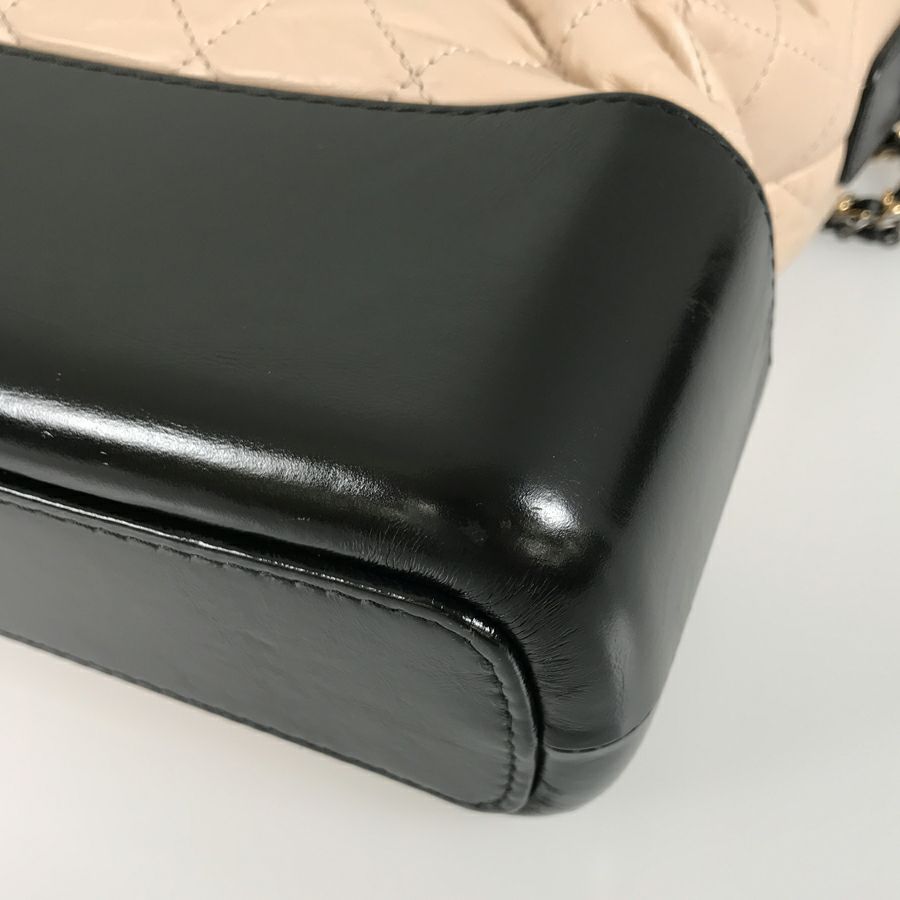 シャネル ショルダーバッグ