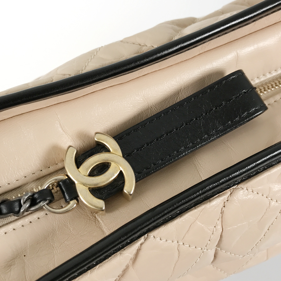 シャネル ショルダーバッグ