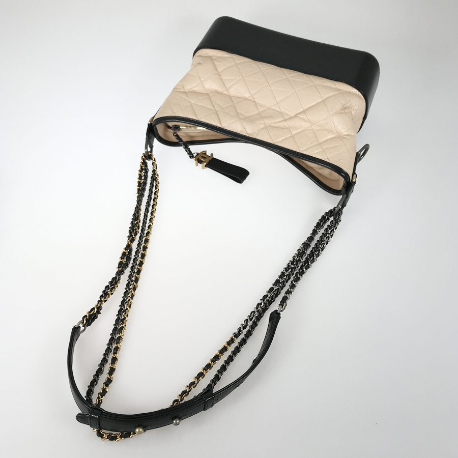 シャネル ショルダーバッグ