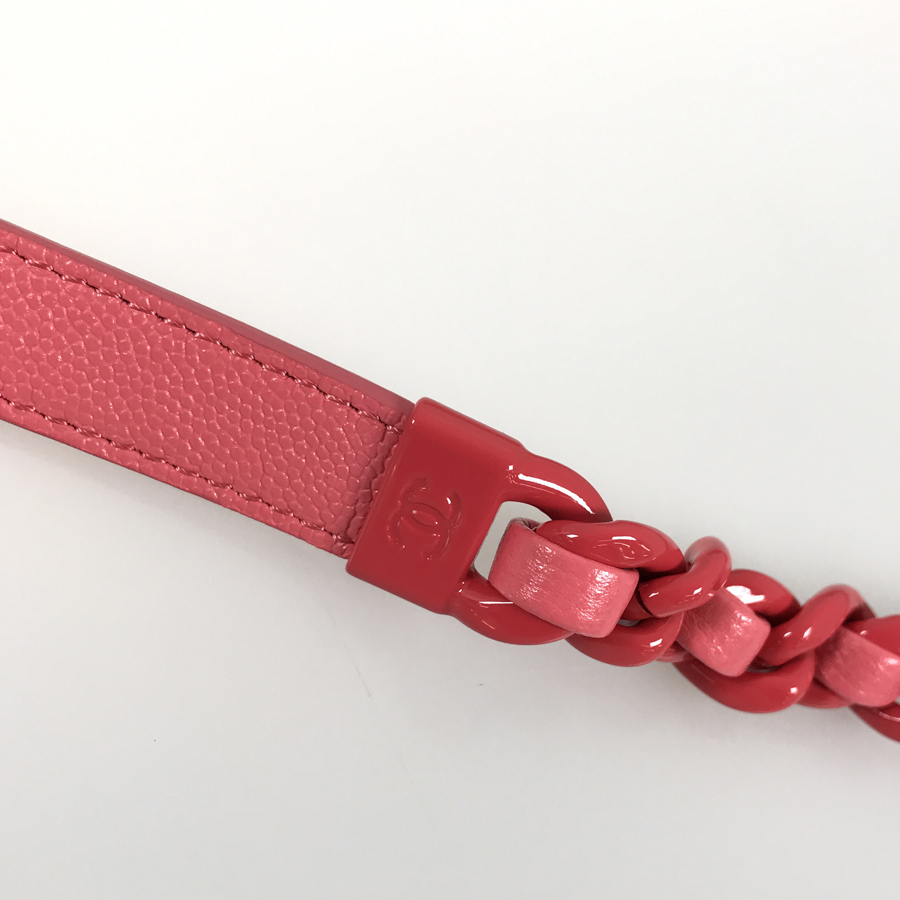 シャネル ショルダーバッグ