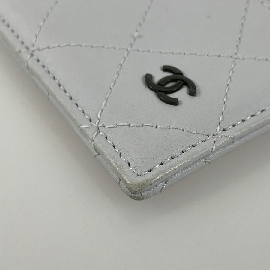 シャネル フラグメントケース