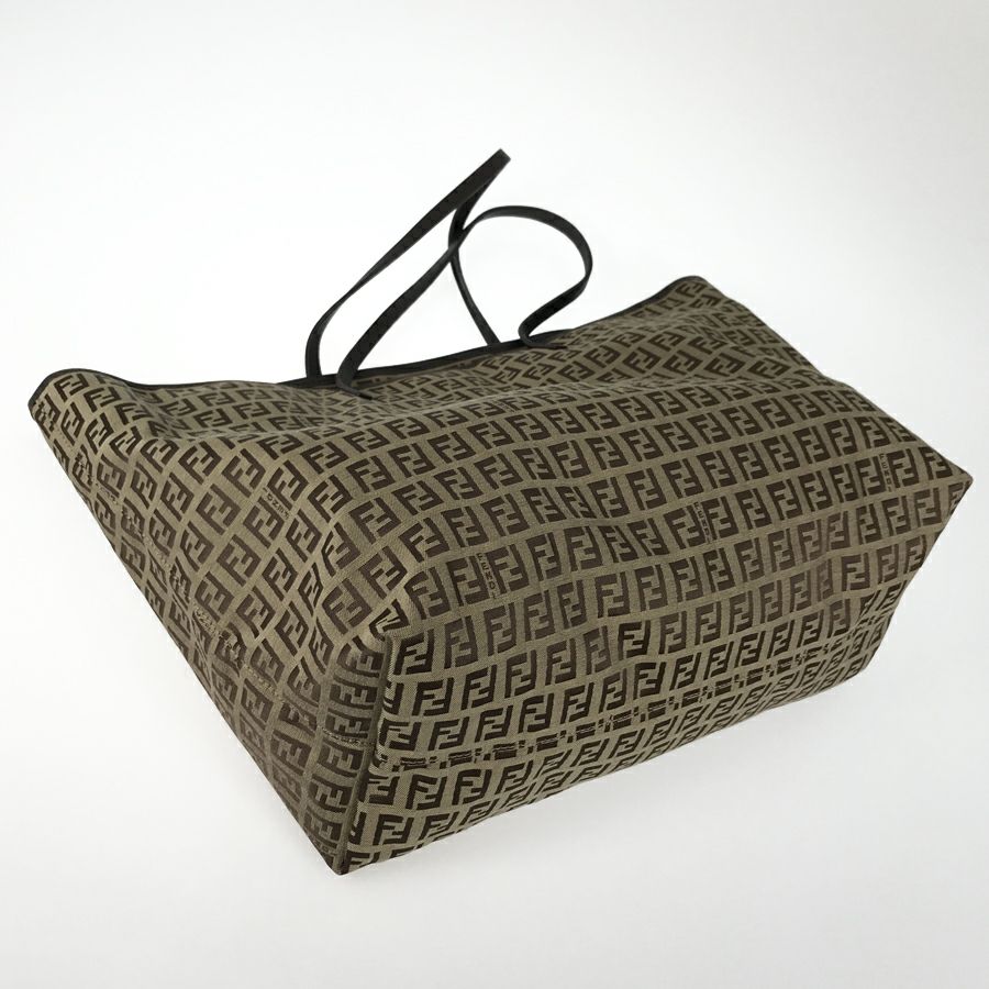 フェンディ トートバッグ