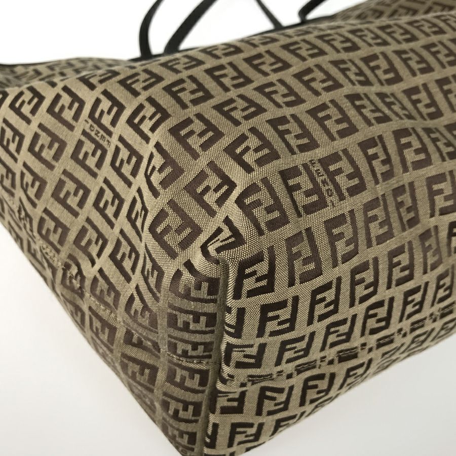 フェンディ トートバッグ