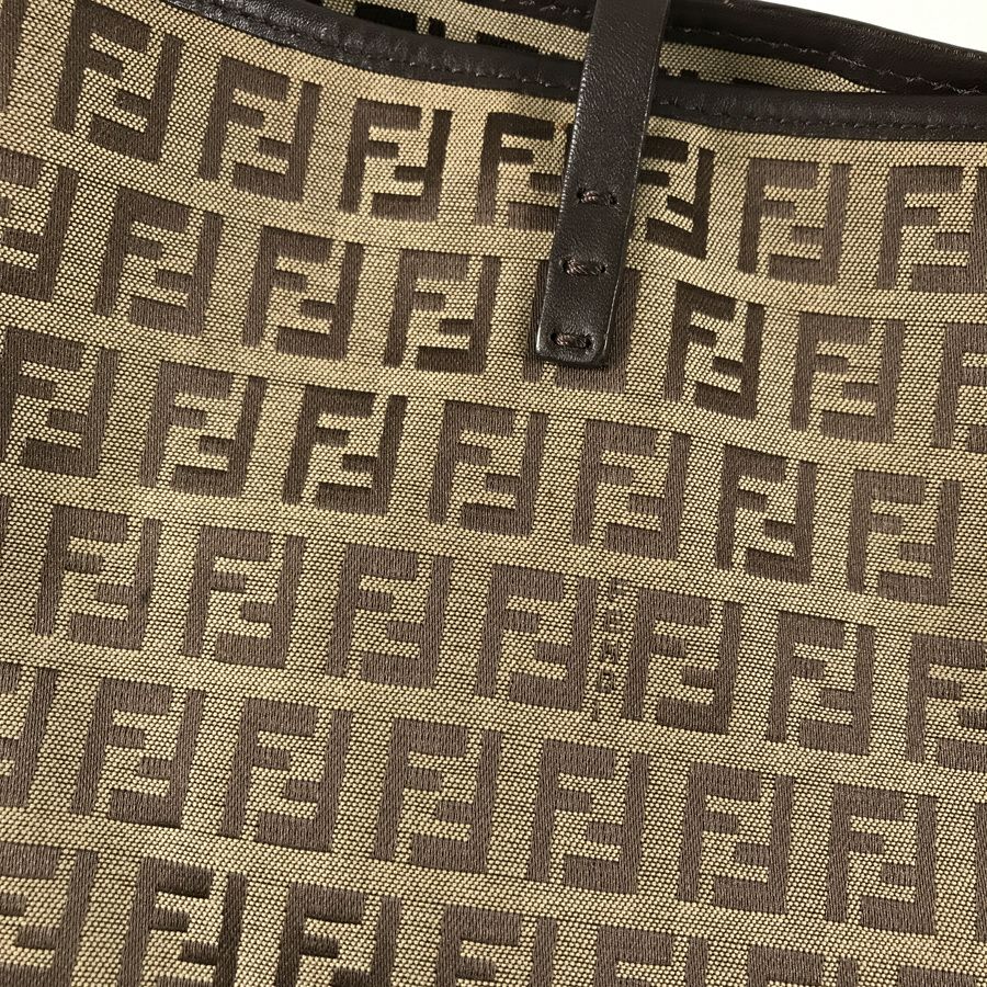 フェンディ トートバッグ