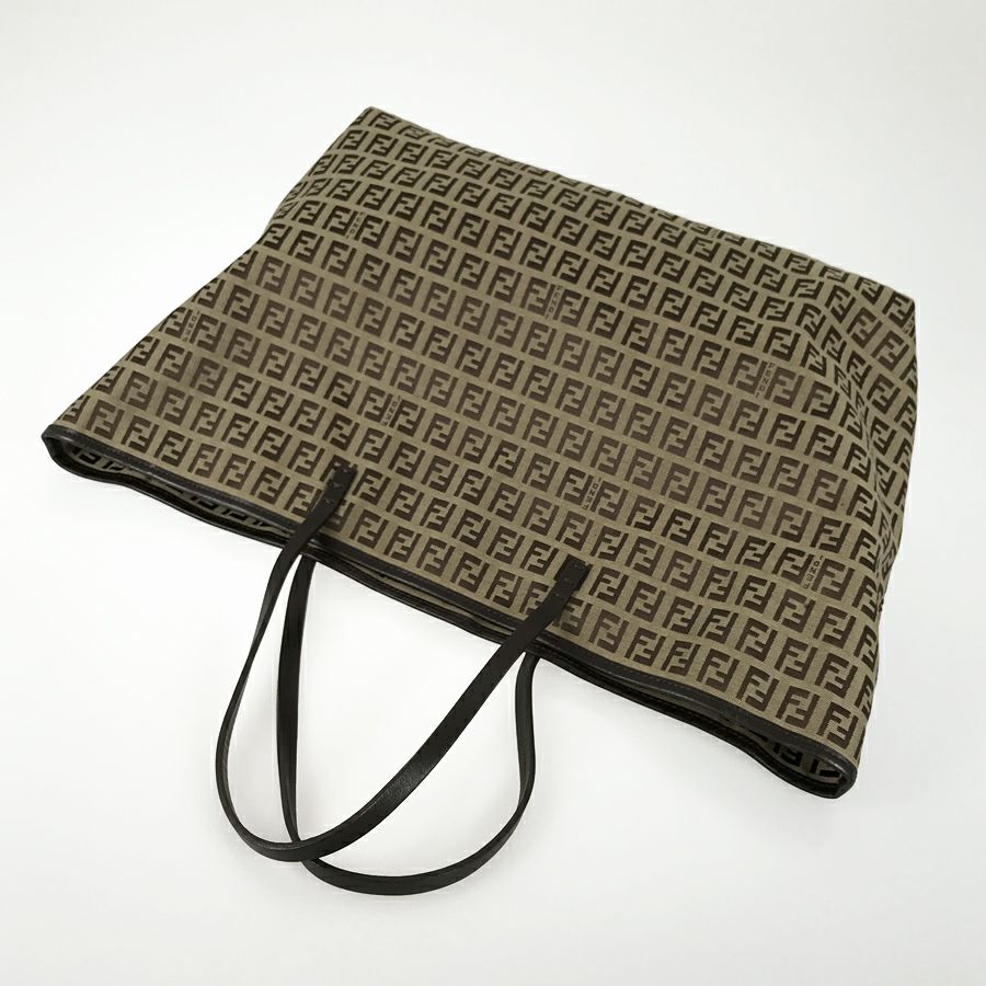 フェンディ トートバッグ