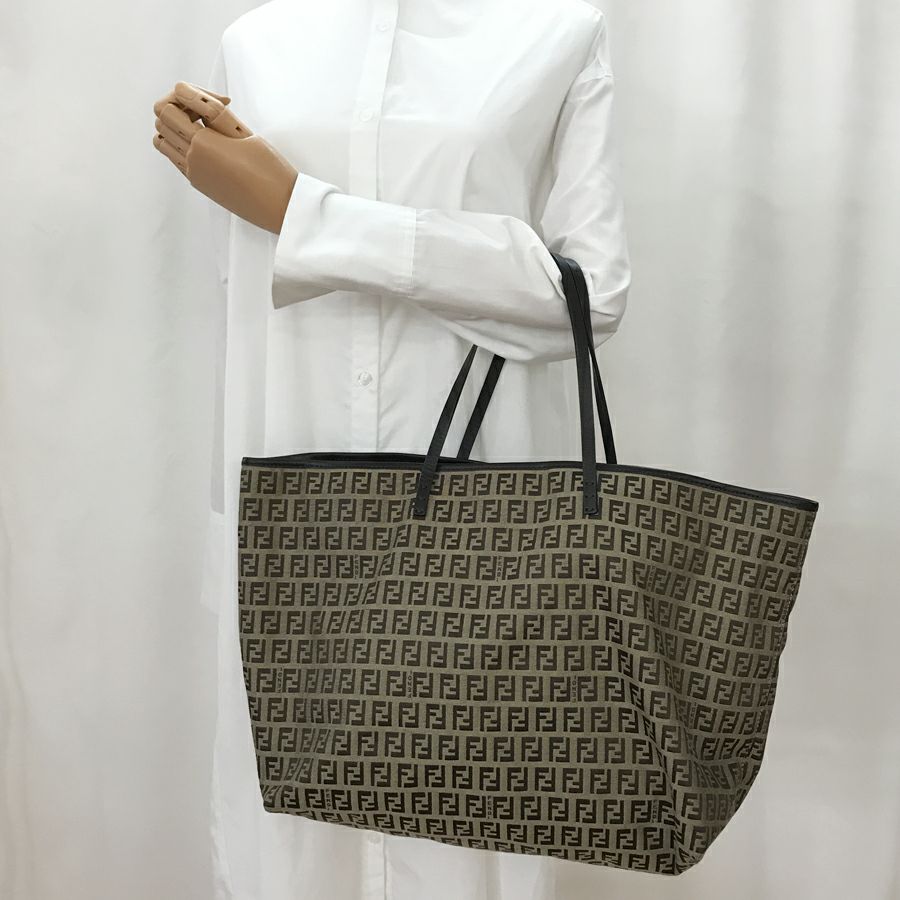 フェンディ トートバッグ