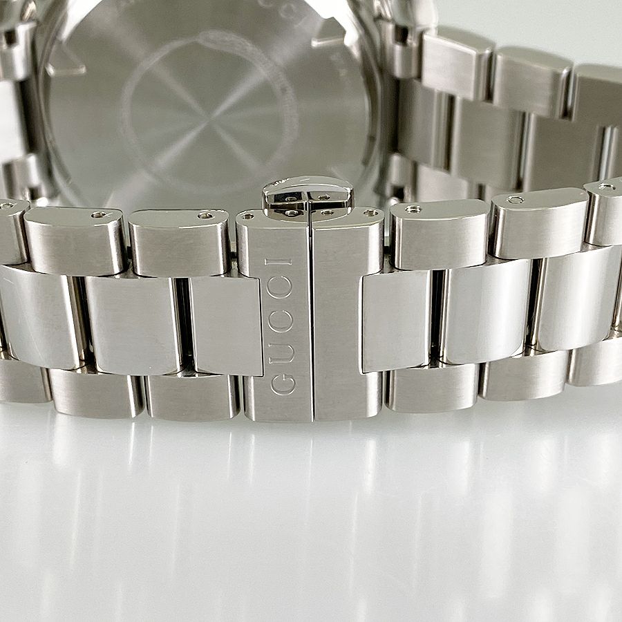 グッチ YA136354 メンズ 腕時計