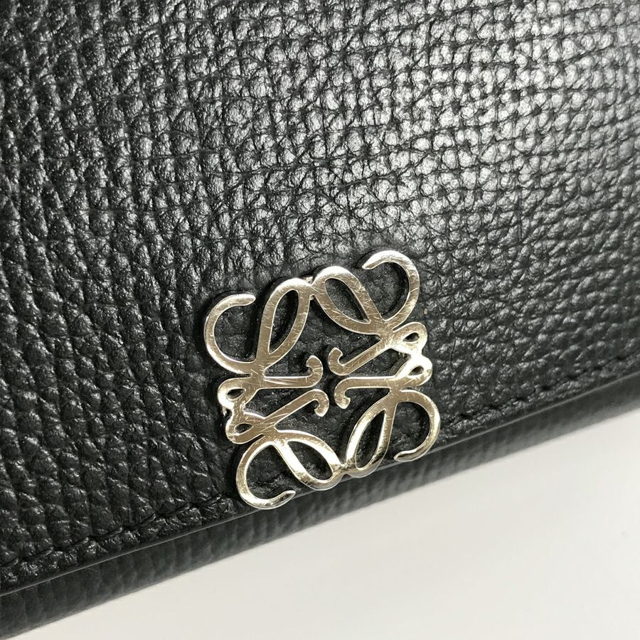 ロエベ 三つ折り財布