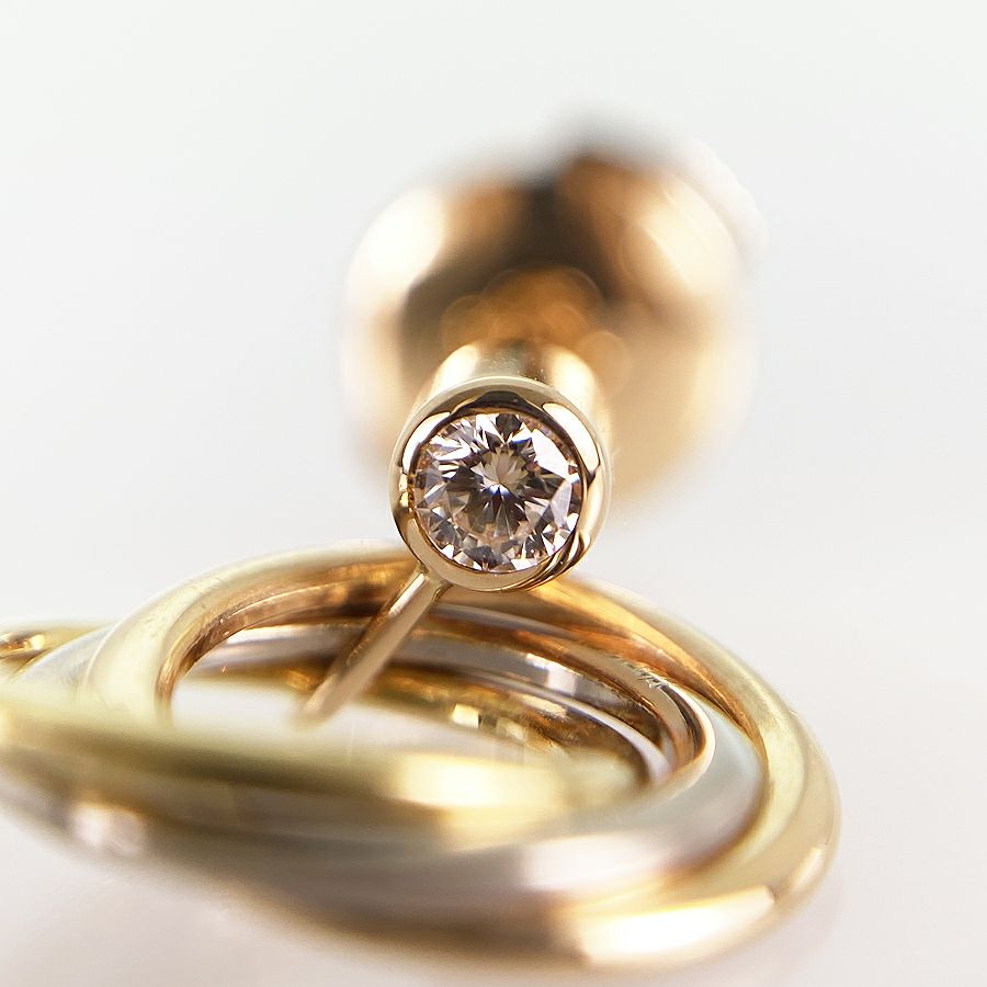 カルティエ ピアス