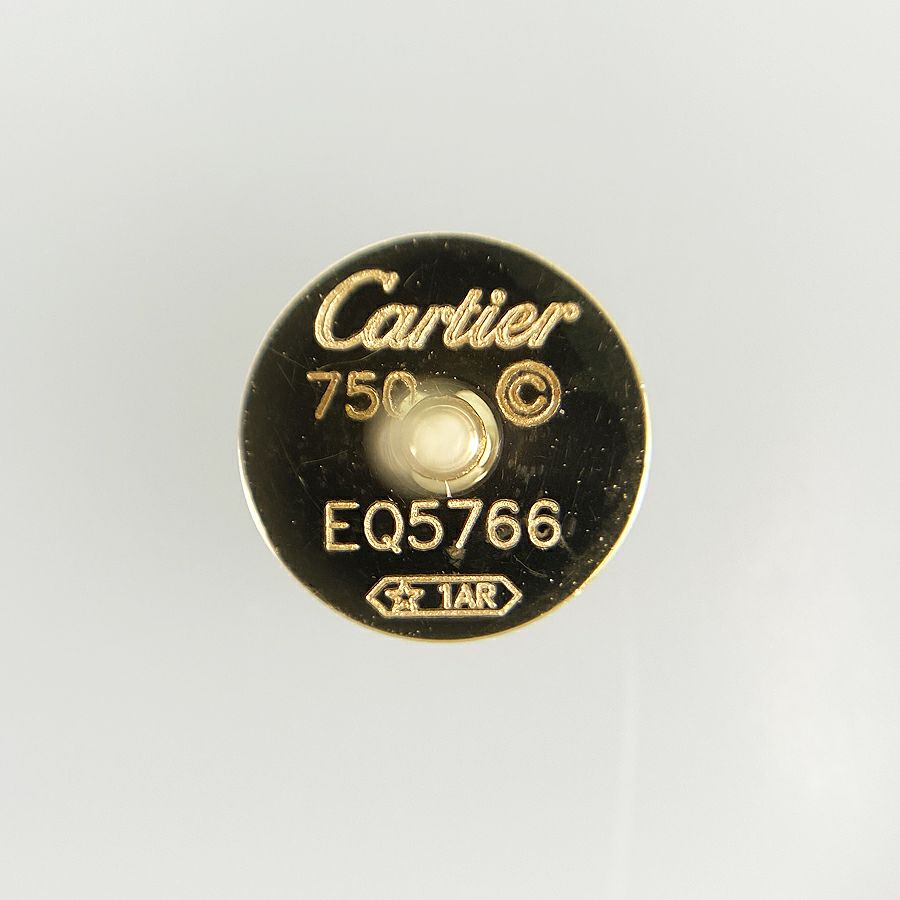 カルティエ ピアス