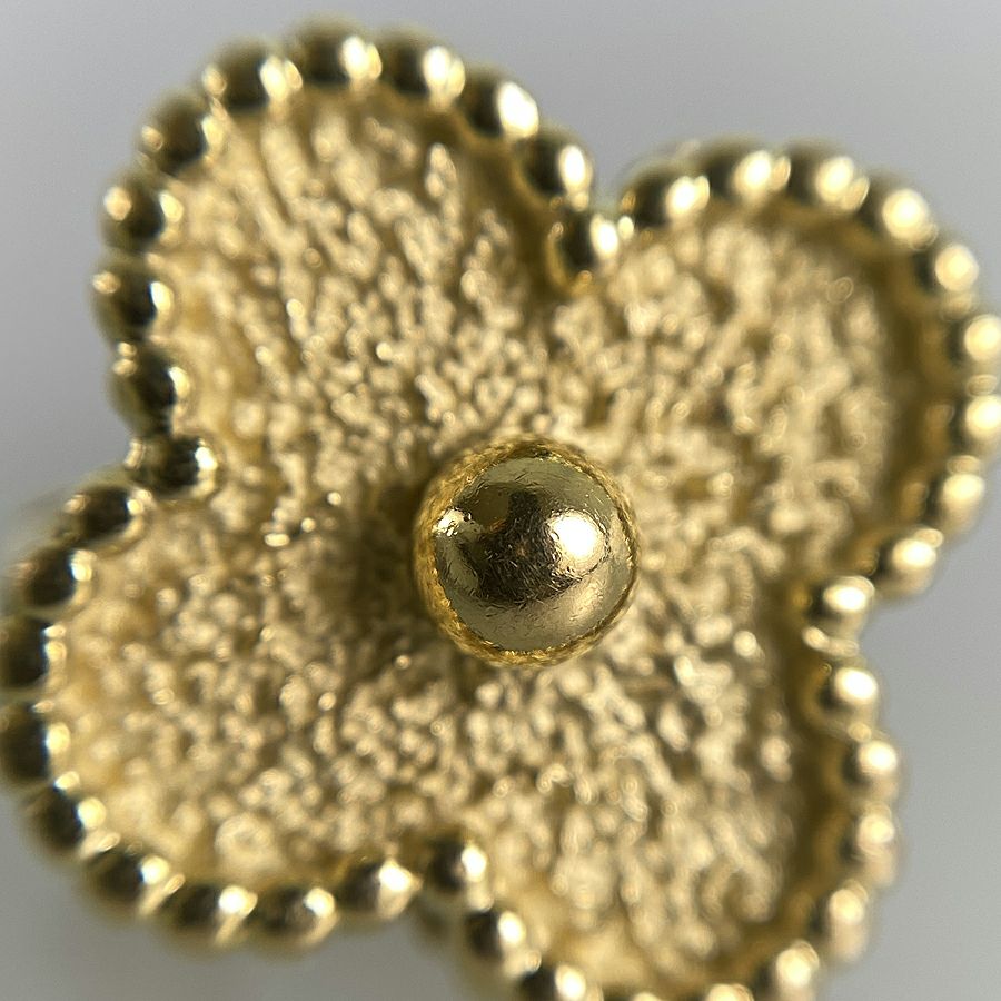 ヴァンクリーフ＆アーペル イヤリング