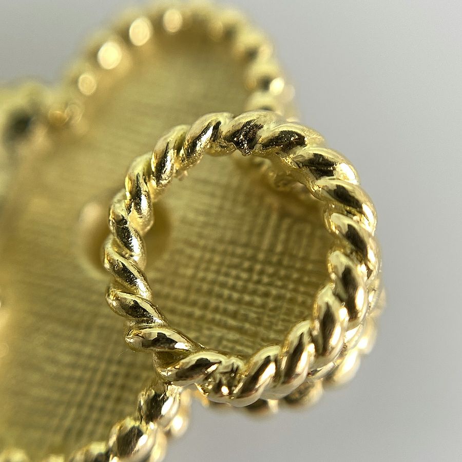 ヴァンクリーフ＆アーペル イヤリング