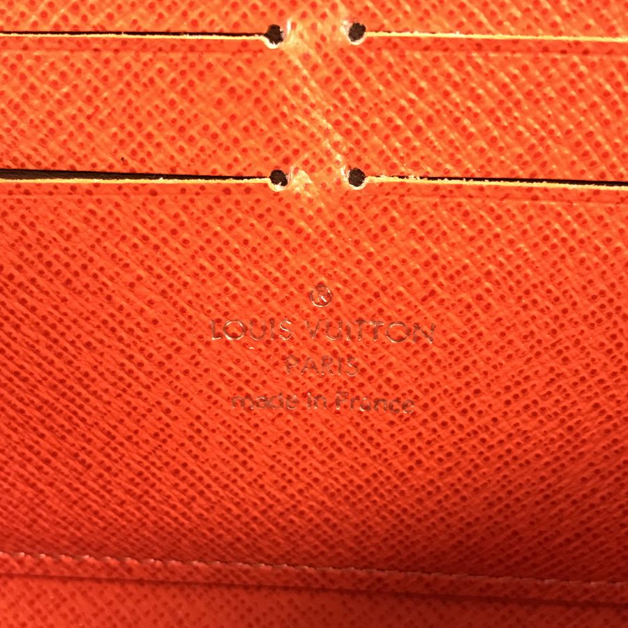 ルイ・ヴィトン エピ ジッピーウォレット  長財布 ラウンドファスナー