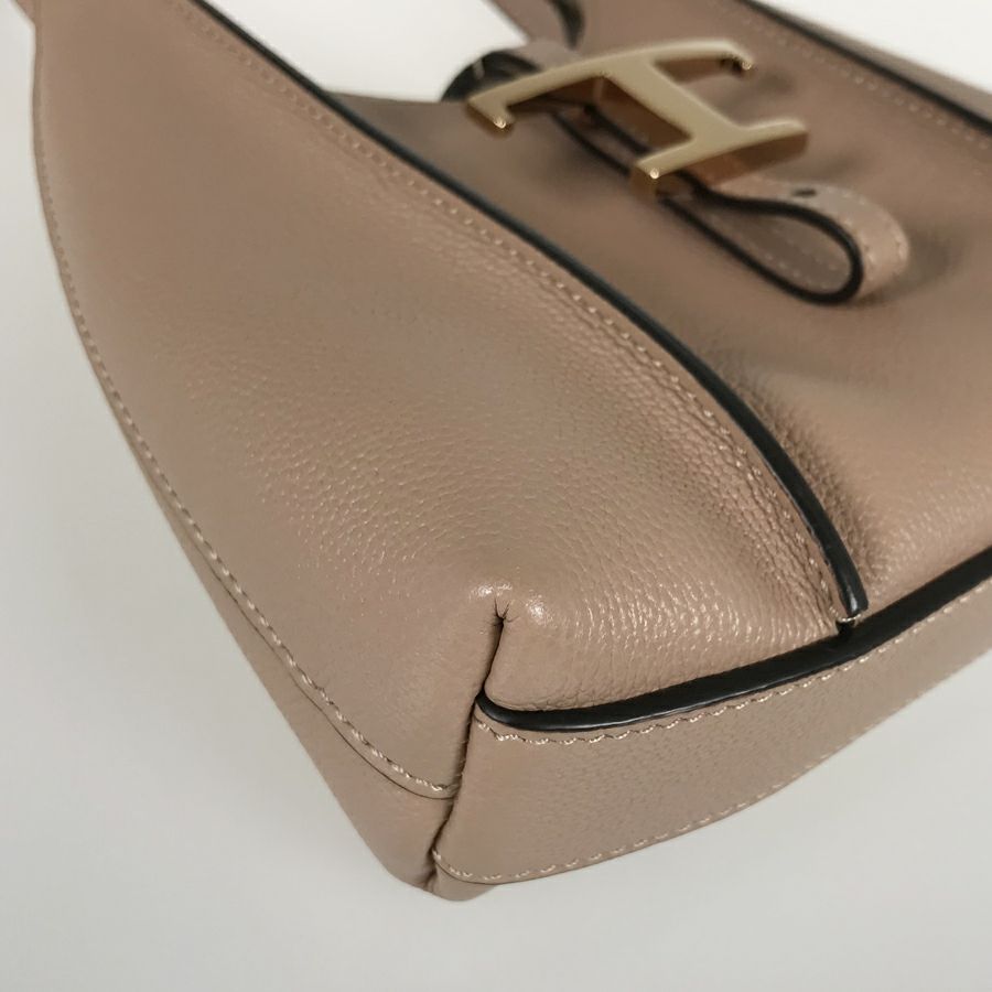 トッズ ハンドバッグ