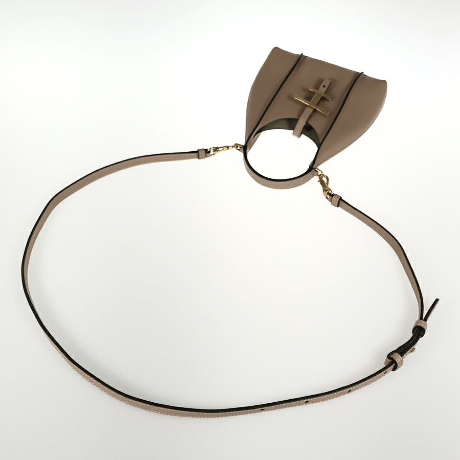 トッズ ハンドバッグ