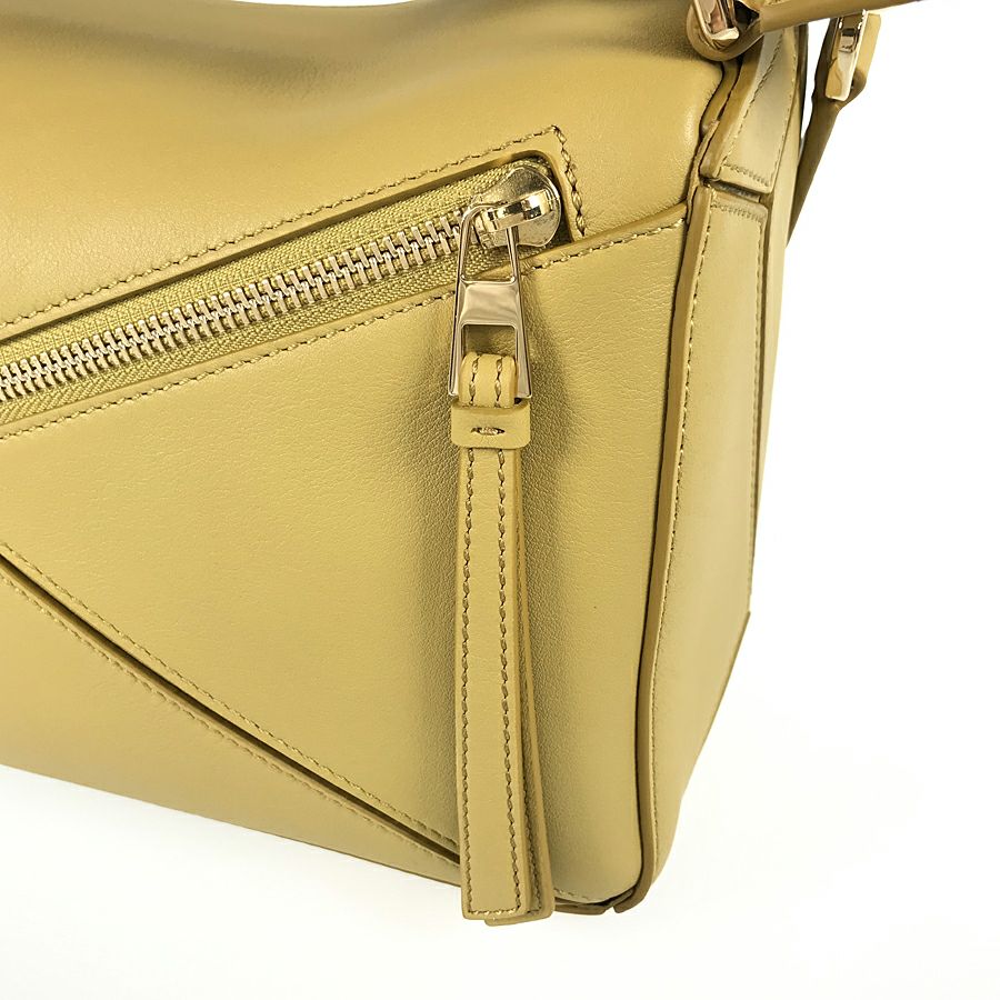 ロエベ ハンドバッグ