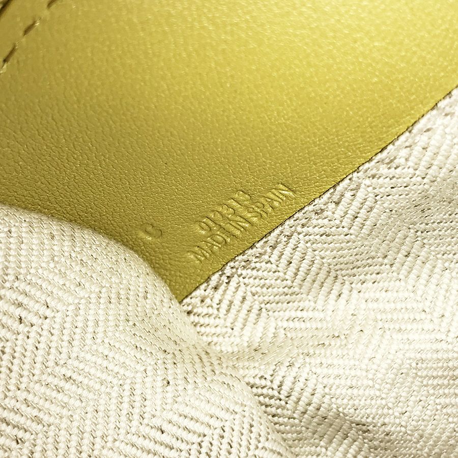 ロエベ ハンドバッグ