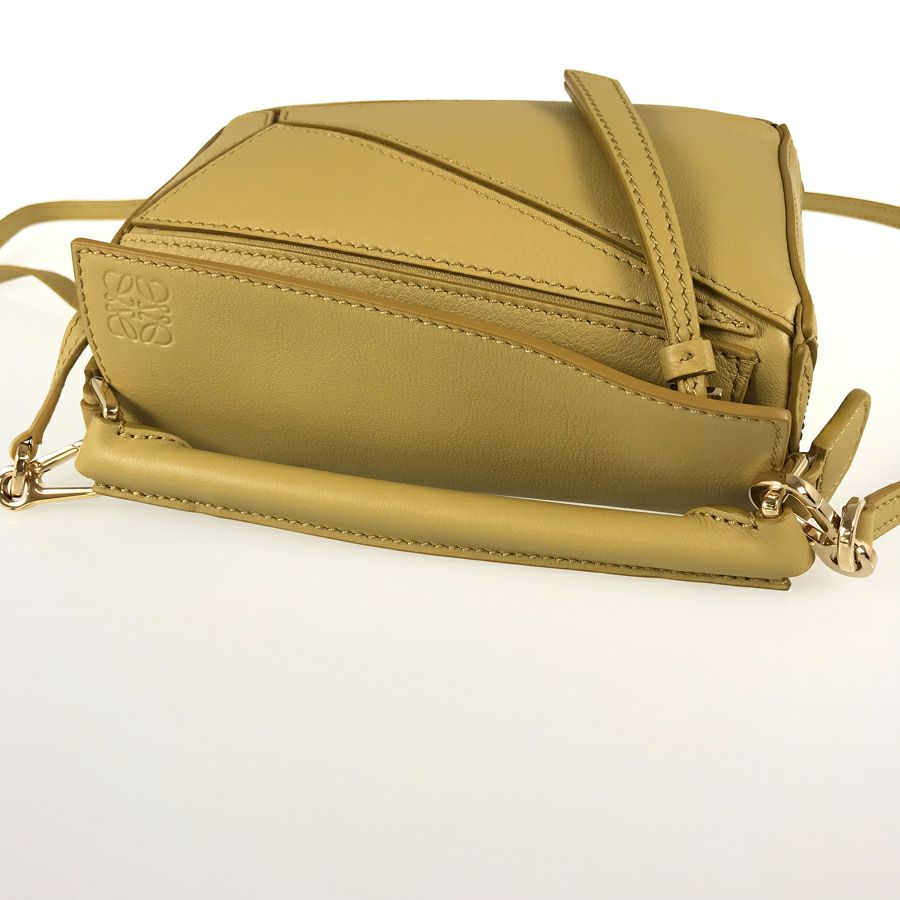 ロエベ ハンドバッグ