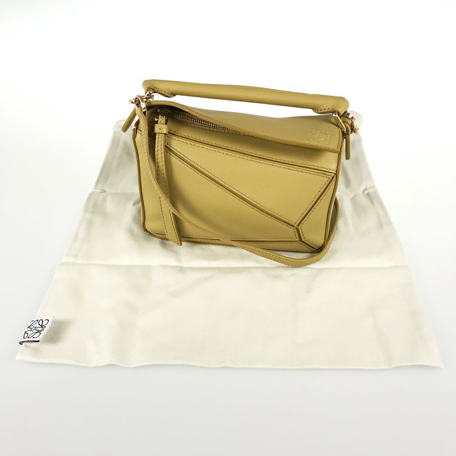 ロエベ ハンドバッグ