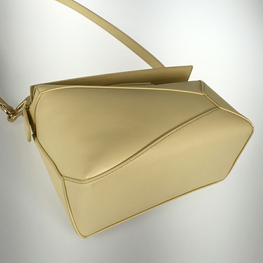 ロエベ ハンドバッグ