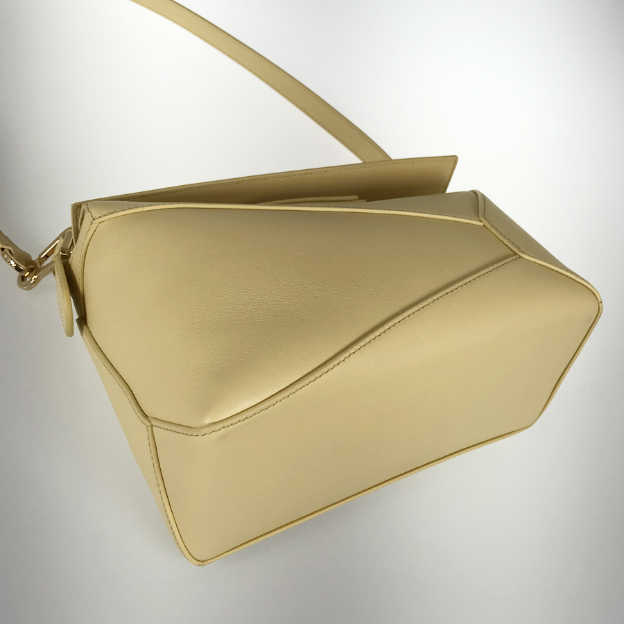 ロエベ ハンドバッグ