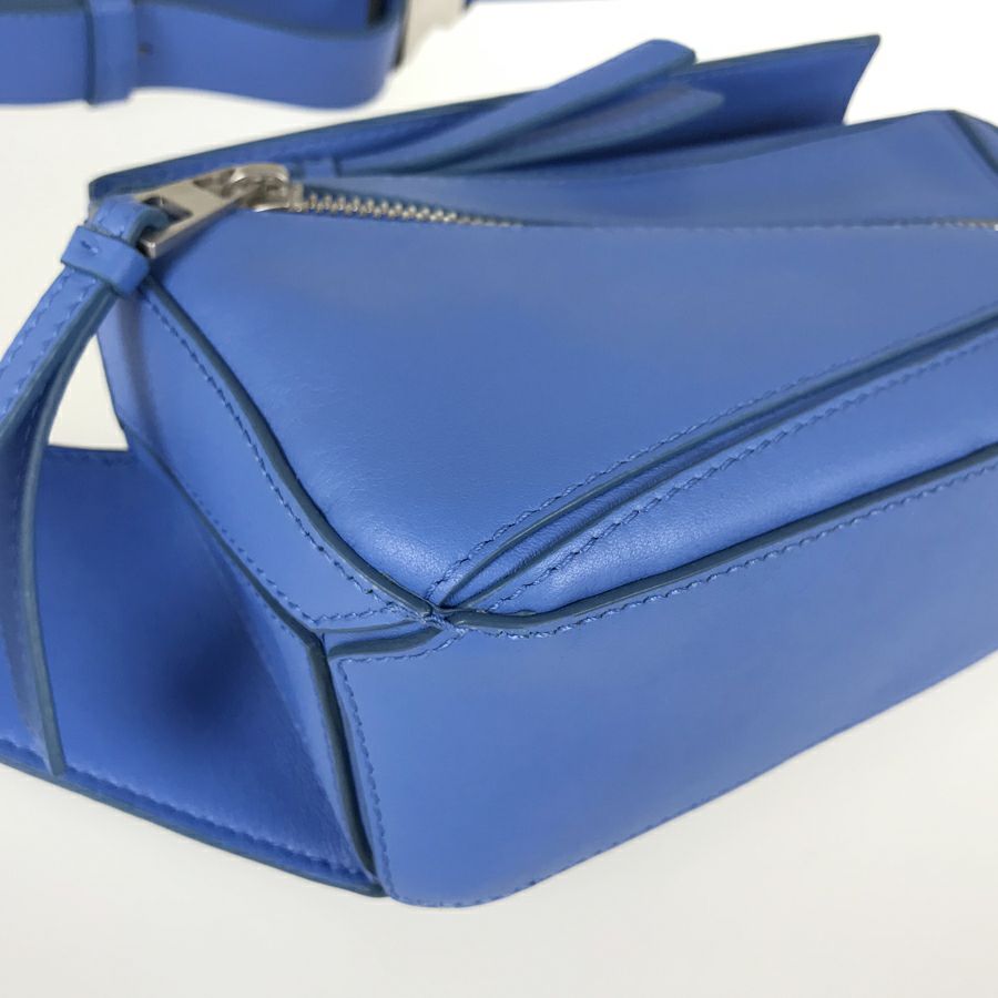 ロエベ ボディバッグ