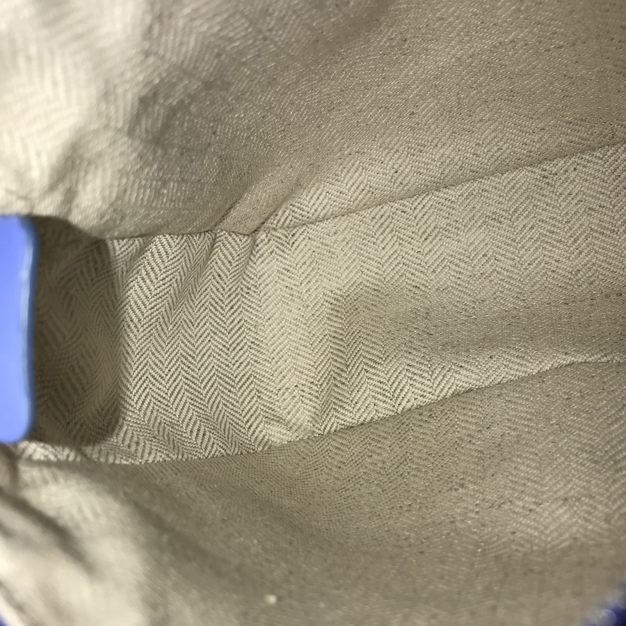 ロエベ ボディバッグ